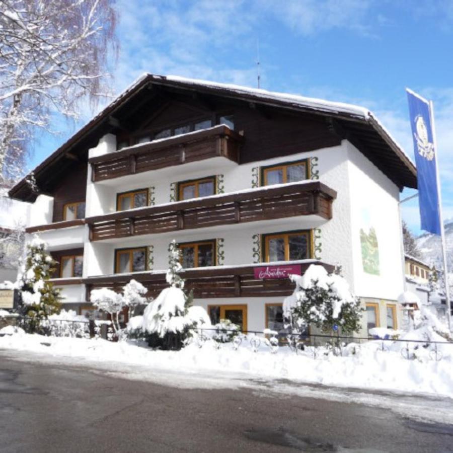 Hotel Restaurant Amadeus - Inclusive Skipass Und Vieles Mehr Bad Hindelang Dış mekan fotoğraf