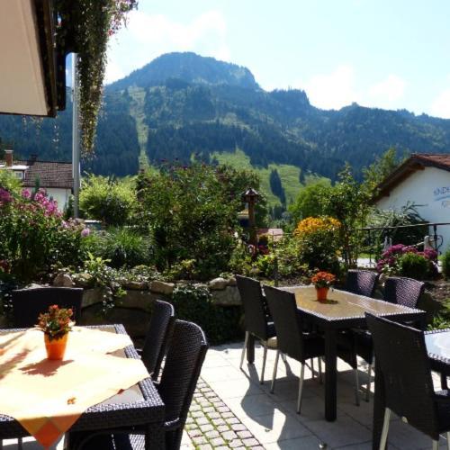 Hotel Restaurant Amadeus - Inclusive Skipass Und Vieles Mehr Bad Hindelang Dış mekan fotoğraf