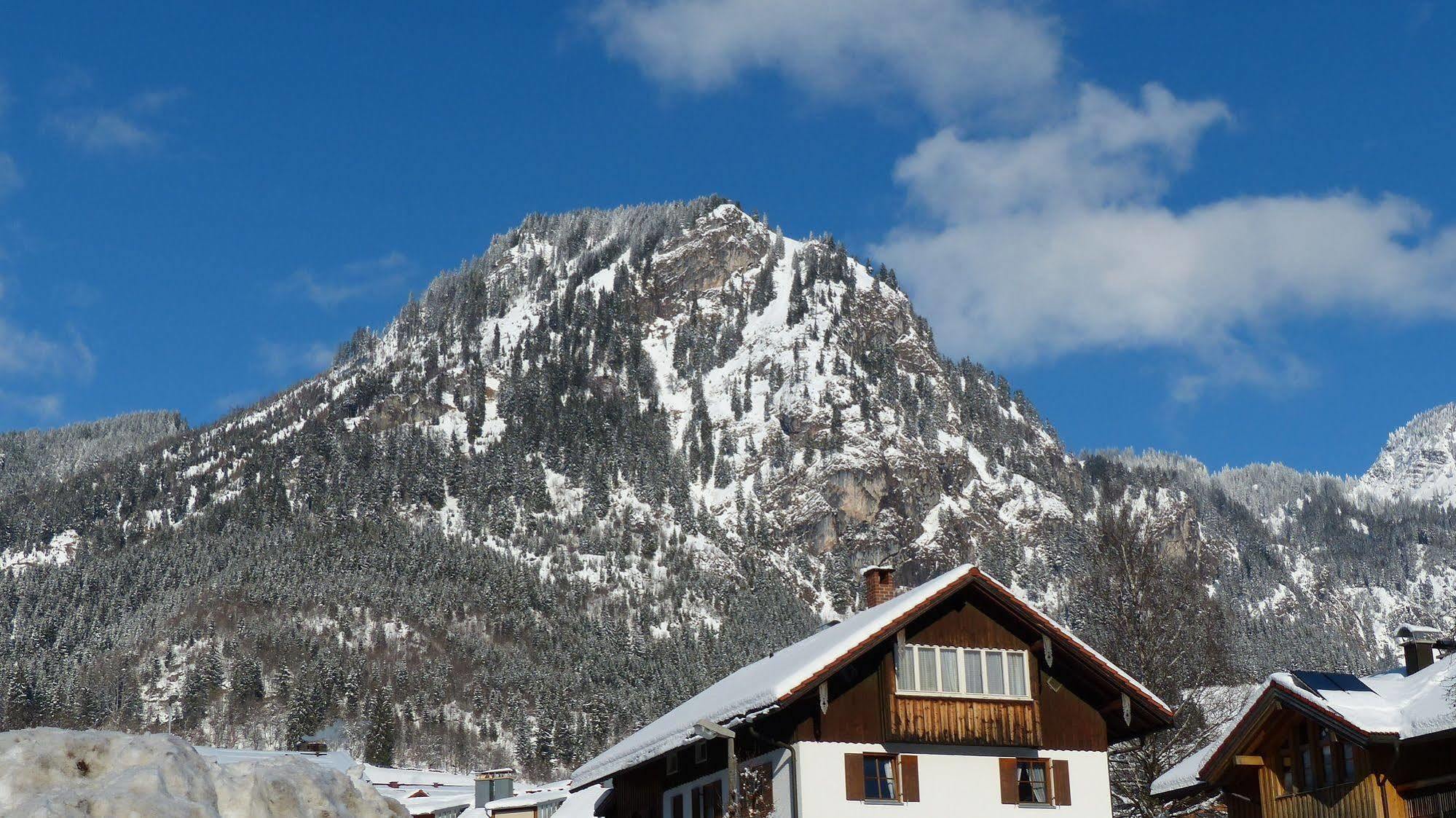 Hotel Restaurant Amadeus - Inclusive Skipass Und Vieles Mehr Bad Hindelang Dış mekan fotoğraf